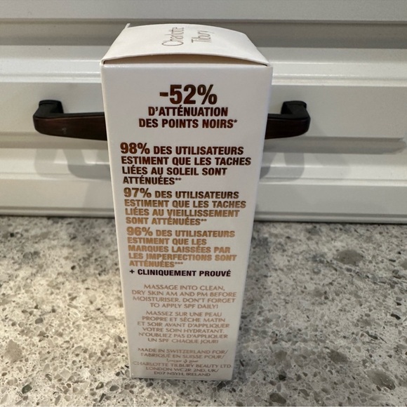 Charlotte Tilbury Dark Spot Correcting Radiance Recovery Serum 30ml - Picture 11 of 12